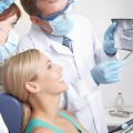 Konsultacja przed zabiegiem implantacji zęba